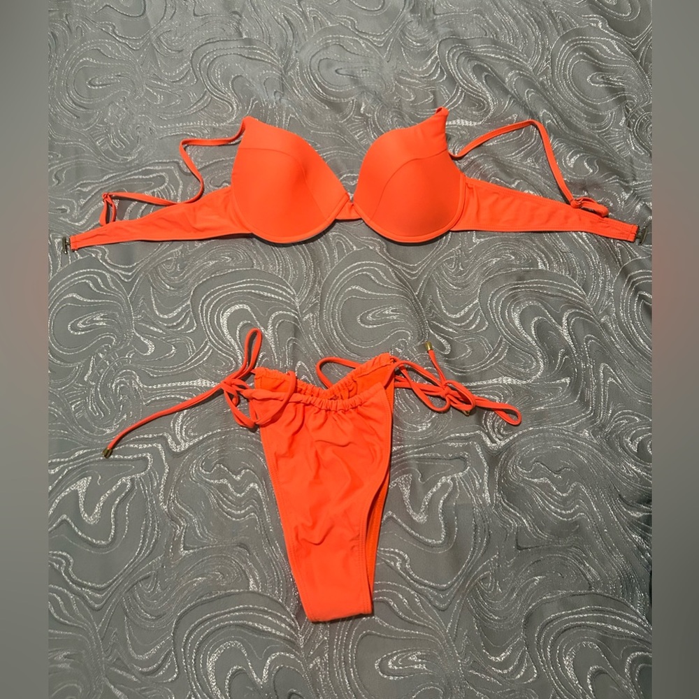 Matte collection bikinis